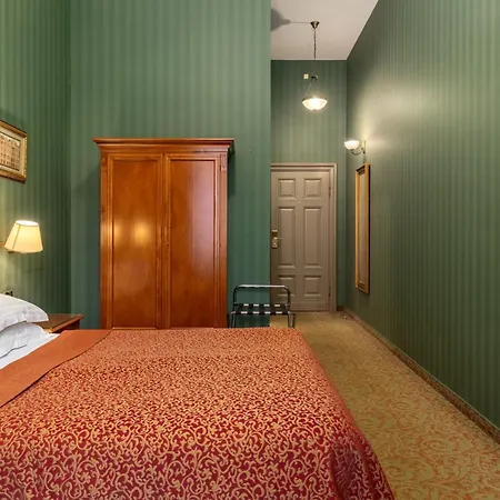 Szálloda The Benjamin House 4*